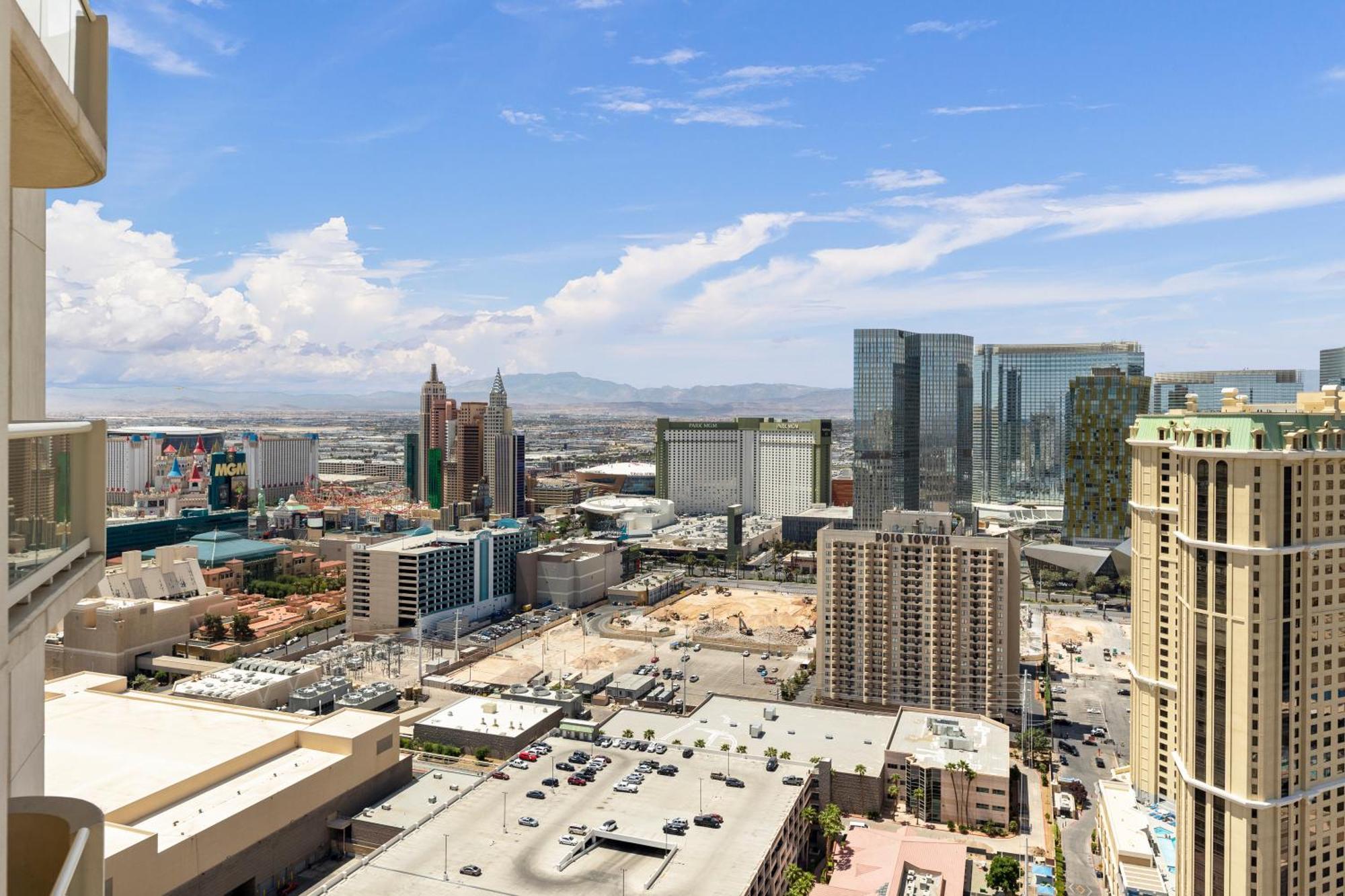 Lucky Gem Penthouse & Luxury Suites At Signature Resort, Balcony Strip View 2605 Las Vegas Bagian luar foto